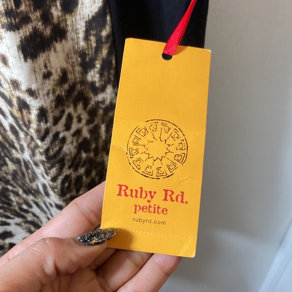 Ruby Rd in Black & Leopard Mini Sheath Dress - Picture 3 of 5